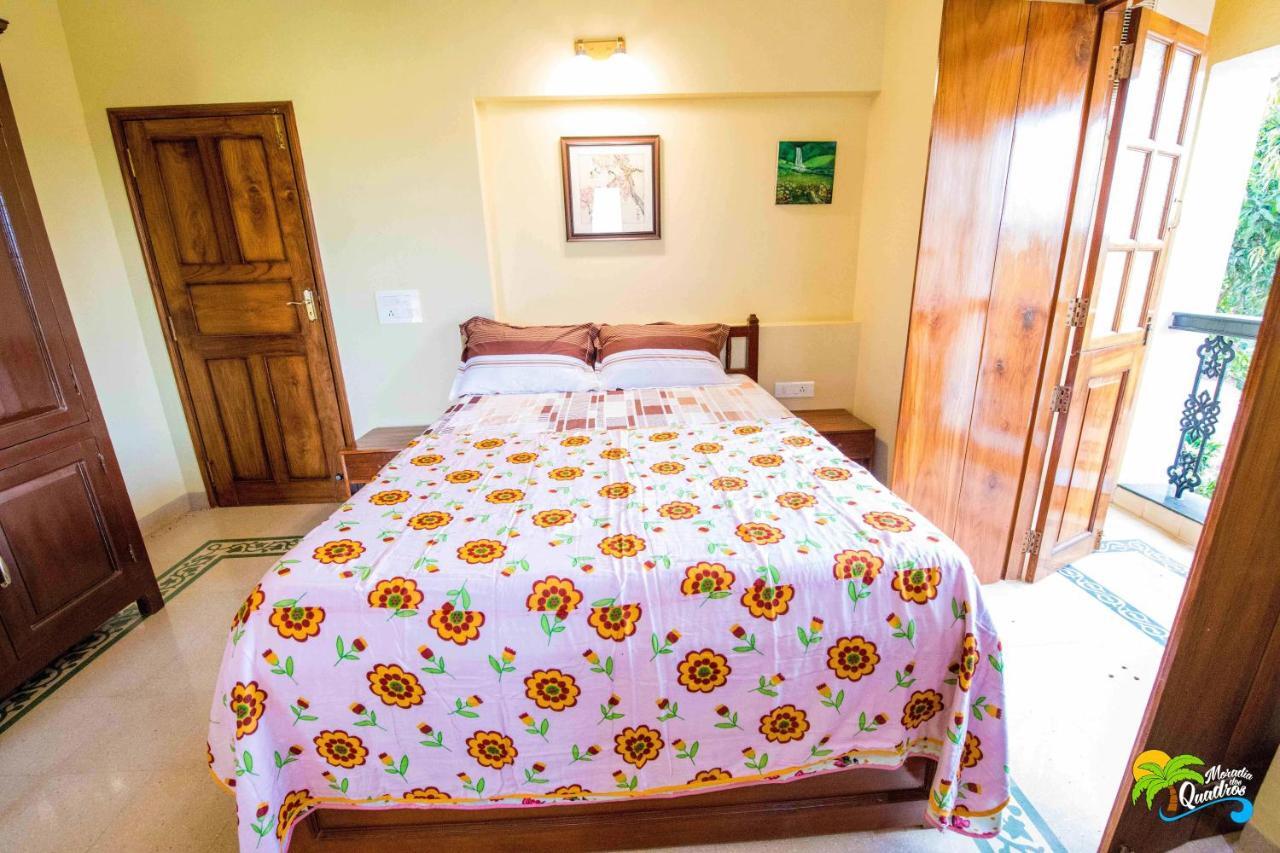 Malar Moradia Dos Quadros Bed & Breakfast エクステリア 写真