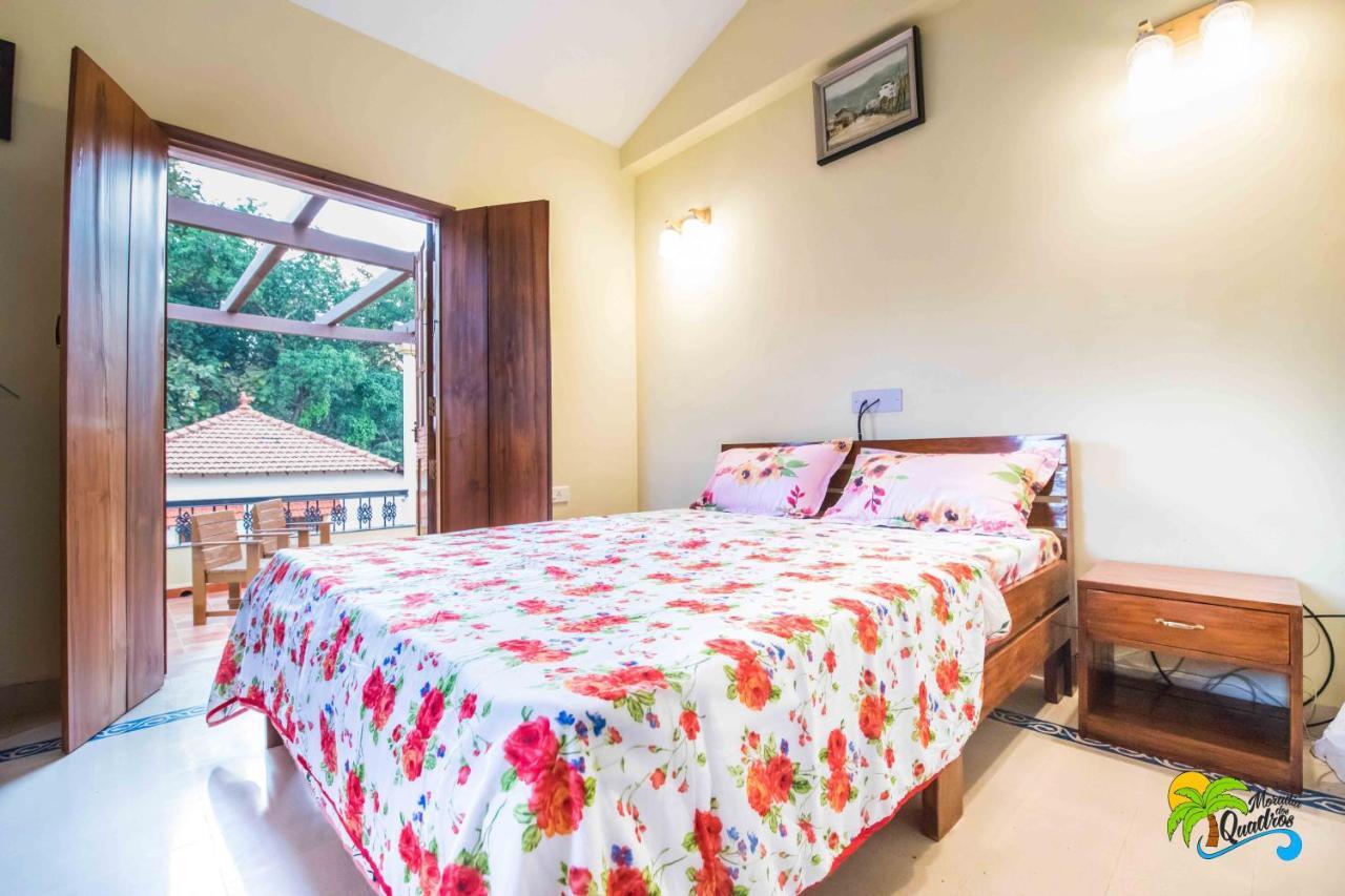 Malar Moradia Dos Quadros Bed & Breakfast エクステリア 写真